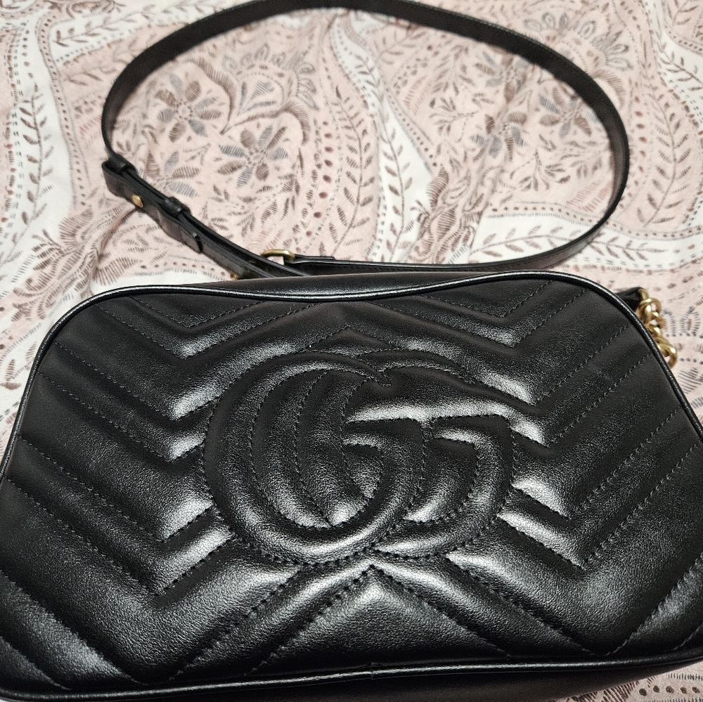 Pre ❤️ purse - Picture 3 of 5